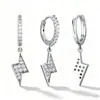 Pendientes de Aro con Colgante de Rayo Completamente Incrustados de Diamantes Estilo Hip-Hop Europeo y Americano, Aros Dorados Incrustados de Diamantes, Pendientes Modernos y Geniales para Hombres y Mujeres