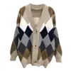 Suéter de punto con bordado de rombos de color contrastante, longitud media, para otoño e invierno, suelto, tipo toalla, abrigo cárdigan casual cómodo, estilo perezoso