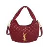 Bolso de hombro acolchado con cadena estilo Chanel para mujer, bolso versátil para el hombro y cruzado, bolso suave tipo dumpling, de fabricante transfronterizo