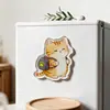 Imán para Refrigerador de Gato Naranja Suave y Lindo Dibujado a Mano Acrílico Imán de Forma Irregular de Dibujos Animados Lindos Artículo de Decoración para Refrigerador Sanador