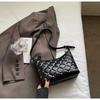 Bolsa Transversal Pequena de Fragrância para Mulheres 2025 Nova Tendência da Moda Bolsa de Axila Losango Design Nicho Bolsa de Ombro Simples