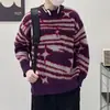 Suéter de tricô jacquard com gola redonda e blocos de cor estilo retrô americano para homens, top de tricô folgado para casais para outono e inverno, disponível para atacado