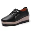 Zapatos Pequeños de Cuero con Suela Gruesa para Mujer, Zapatos de Madre, Zapatos de Plataforma Versátiles, Ligeros, Suela Suave, Talla Grande para el Viaje Diario