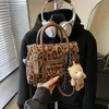 Bolso Cruzado Casual Primavera 2026, Bolso Cuadrado Pequeño Cruzado de Moda y con Estilo, Bolso de Mano para Mujer, Nuevo Estilo Retro