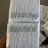 Pañales para Bebé de Tamaño Pequeño del Fabricante Talla Nb Talla S Empaque en Bolsa Transparente Venta al por Mayor a Largo Plazo Exportación Transpirable Ligero Ultrafino