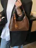 Bolsa de Ombro para Mulheres, Grande Capacidade, Novo Estilo Outono e Inverno 2025, Simples Casual, Bolsa Transversal Elegante e Moderna para Mulheres