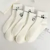 Calcetines para Mujer para Primavera y Otoño, Delgados y Transpirables, Diseño Lindo de Dibujos Animados para Niñas, Calcetines Blancos Cortos de Verano, Estilo Trendy Ins, Al por Mayor en Stock