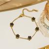 Nova Pulseira Transfronteiriça de Trevo de Cinco Folhas, Luxo Leve e Sofisticado, Simples Flor de Cinco Folhas Popular Aço Titânio Nicho Joias de Mão para Mulheres