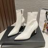 Primeiro Chegado Primeiro Servido Botas 8288-1 736-1 3368-18