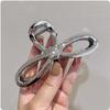 Nueva pinza para el pelo de imitación de metal plateado texturizado con forma de tiburón, accesorio para el pelo semianudado en la parte posterior de la cabeza.