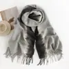 Bufanda Nueva Elegante de Estilo Femenino con Degradado para Niñas, Chal de Gama Alta para Otoño e Invierno, Bufanda Cálida de Imitación Cachemir