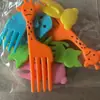 Tenedor de fruta de plástico con dibujos animados para niños, creativo, de gran venta transfronteriza, ideal para el hogar