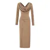 Vestido preto de manga longa ombro a ombro estilo francês para mulheres, design de outono, irregular justo ao corpo, acinturado, vestido longo bodycon