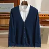 Novo suéter de cashmere liso para outono e inverno, camisa masculina de malha de manga comprida, quente e grossa, cardigã de botões único com decote V para usar por cima