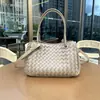 Bolso Tote Cesta Nuevo Estilo de Lujo de Nicho, Bolso Tejido de Gran Capacidad para Viajes de un Solo Hombro, Bolso de Mano Cruzado
