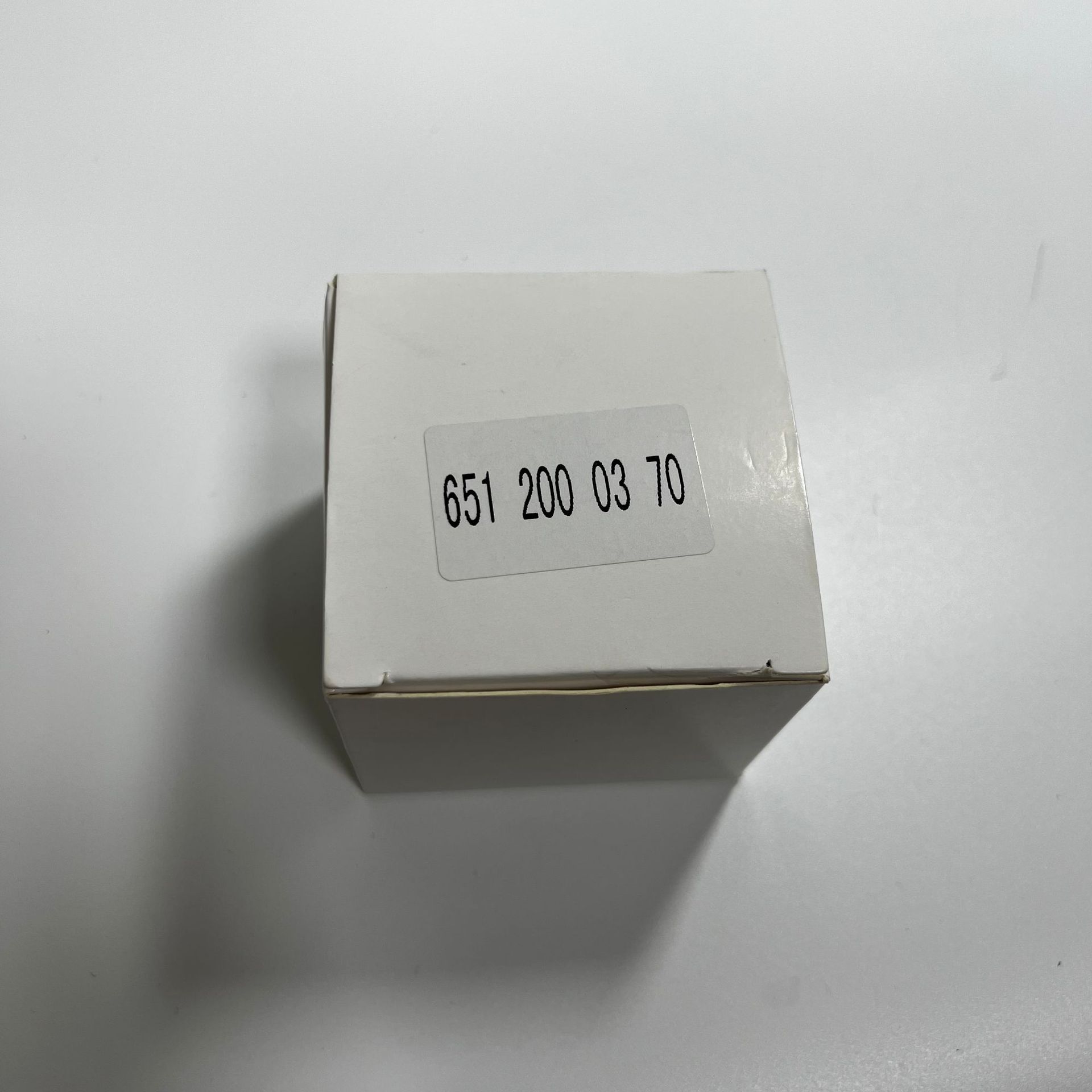 651200037 0