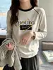 Camiseta de algodón puro con bloques de color y mangas raglán largas para mujer, capa base de otoño, moderna y adelgazante, top interior estampado elegante
