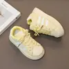 Zapatos de Tabla Nuevos de Primavera y Otoño para Niños, Zapatos Blancos para Niñas, Suela Suave Antideslizantes, Zapatos Deportivos Casuales para Niños, Puntera de Concha, Niños Medianos y Grandes