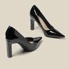 Saltos Altos Nude Franceses para Mulheres 2025 Nova Primavera Bico Fino Boca Rasa Sapatos de Casamento Salto Médio Grosso Sapatos para Madrinhas Flats para Mulheres