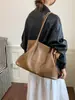 Bolsa Grande Capacidade Retrô Feminina 2026 Nova Outono Casual Bolsa de Ombro Estilo Coreano Simples Prática Bolsa Tote para o Dia a Dia
