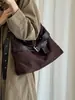Bolso de gamuza para mujer, gran capacidad, nuevo estampado de leopardo de otoño 2026, bolso cruzado simple y elegante, bolso de mano para el trabajo