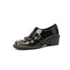 Zapatos Mocasines de Piel con Borla de Metal y Hebilla Estilo Británico 2025 Primavera Tacón Medio Grueso Punta Cuadrada Boca Profunda de Cuero Capa Única para Mujer