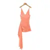 Estilo Europeo y Americano Chica Sexy Caliente Escote Profundo Tirante Irregular Malla Ajustado Cadera Envolvente Vestido de Tirantes Festivo Vestido