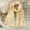 Novo Lenço Artístico Outono e Inverno 2024 Feminino de Algodão e Linho Japonês e Coreano Cor Lisa Novo Produto Atacado Lenço de Linho Duas Cores