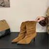 Botas de tornozelo femininas estilo coreano retrô, bico fino, salto agulha, com franzidos, nova coleção outono/inverno, botas curtas de camurça de salto alto, botas de cano curto justas