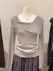 Dulce y Elegante Top de Un Hombro Falso Dos Piezas Estilo Dama, Nuevo Estilo Coreano Otoño e Invierno Versátil Delgado que Adelgaza Tejido de Punto