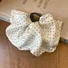 Textura Doce e Delicada, Presilha de Cabelo Estilo Saia com Bolinhas em Cetim Dourado, Estilo Francês Gentil e Refinado, Presilha Versátil para a Parte de Trás da Cabeça