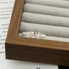 Anel Aberto de Zircônia Cravejado com Diamante de Luxo Leve Letra H Girassol Laço de Renda Anel Delicado para Empilhar Anel Super Fada