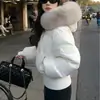 Chaqueta de Algodón Acolchada Corta de Terciopelo Negro Plus para Mujer Invierno 2026 Nuevo Estilo Petite Grande Cuello de Piel Caliente Abrigo de Algodón Moderno