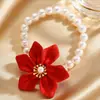 Conjunto de Pendientes, Pulsera y Collar de Flores Rojas de Moda y Exagerados con una Cadena de Perlas Única y Elegante y Anillo de Flor para Mujer