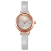 Reloj de cuarzo de lujo de nicho estilo coreano para mujer, reloj artístico vintage para estudiantes, reloj simple y versátil para el día a día, venta al por mayor