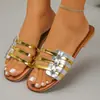 Sandalias planas de mujer tipo slip-on extragrandes, nuevo estilo verano 2026, chanclas de playa con remaches retro