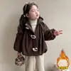 Chaqueta con Capucha de Forro Polar de Dibujos Animados para Niñas Otoño Invierno 2026 Nuevo Conjunto Moderno de Moda Infantil Ropa Cálida de Invierno Chaqueta de Algodón