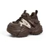 Zapatillas gruesas para mujer 2026 otoño nuevo versátiles transpirables de malla deportivas casuales para mujeres menudas con aumento interno de altura