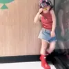 Conjunto de Verano Ropa Infantil Coreana 2026 Nuevo Elegante Moderno Niñas Color Sólido Camisola Pantalones Cortos de Mezclilla