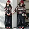 Elegante cárdigan de punto para niñas, nueva colección otoño 2026, suéter versátil de un solo botón para niños, top a rayas para niños mayores