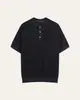 Malha Masculina de Manga Curta com Gola Henley Estilo Old Money de Luxo Leve Verão Nova Minimalista Versátil Respirável Camiseta de Tricô