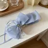 Grampo de Cabelo Banana com Laço de Cetim de Alta Qualidade para Primavera para Mulheres Presilha de Garra para Parte de Trás da Cabeça Acessório de Cabelo para Coque Alto de Rabo de Cavalo para Mulheres