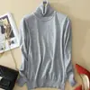 Suéter de otoño e invierno suéter de cuello alto suéter pullover para mujer estilo coreano de manga larga suéter base holgado suéter liso para mujer