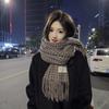 Novo cachecol popular ao vivo de celebridades da Internet feminino xadrez all-match retro inverno coreano ins cachecol de malha quente