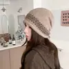 Chapéu de Tricô Jacquard Retrô Outono e Inverno Proteção contra Frio Aquecimento Aba Dobrada Gorro de Lã Moderno Versátil Chapéu Slouchy para Mulheres Chapéu Pós-Parto