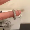 Elegante Anillo de Rombos con Circonitas Estilo Chanel, Diseño de Nicho, Minimalista Estilo Ins con Microincrustaciones de Circonitas Anillos Apilables para Pareja, Diseño Abierto