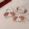Presilha de cabelo de pelúcia de cachorrinho cacheado coreano, nova presilha bico de pato, fofa e versátil para meninas, acessório de cabelo para franja, atacado