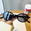 Nuevas gafas de sol retro ovaladas de montura pequeña carey para mujer, populares entre las influencers, perfectas para viajes y sesiones de fotos, con protección UV