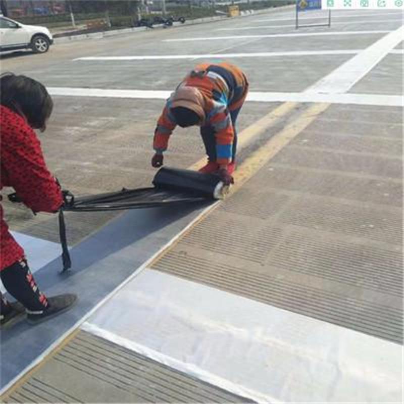 u=728572018,1141045531&fm=