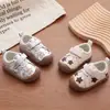 Touca para bebê sapatos de bebê estilo casual estrelas para meninos e meninas sola macia confortável velcro respirável tênis antiderrapante